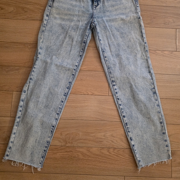 Fashion Nova Acid Wash Straight Leg Jeans- 5 - Picture 7 of 12